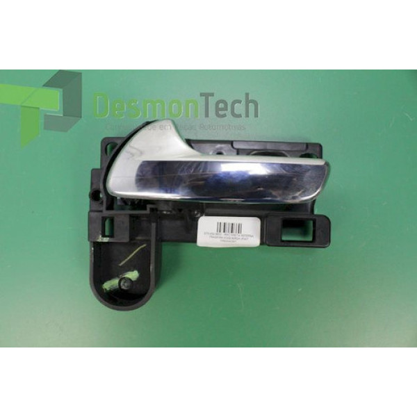 Maçaneta Interna Traseira Esquerda Fiat Freemont 2015 Traseira