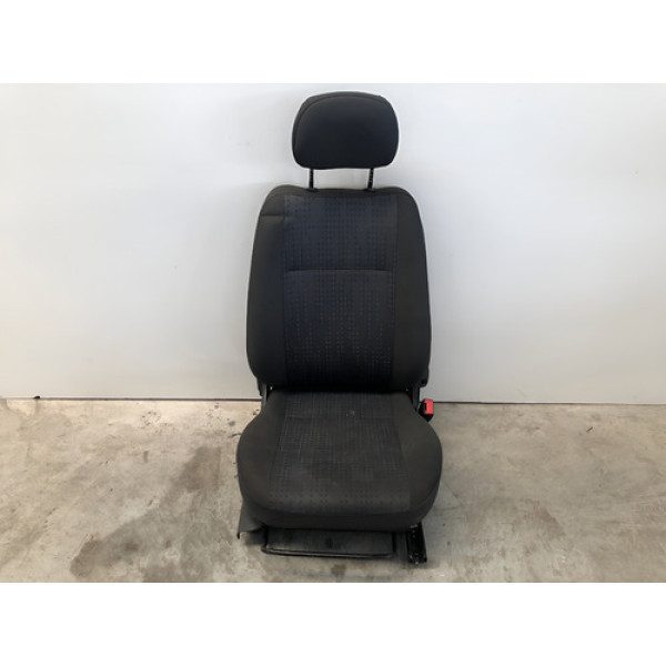 Banco Dianteiro Direito Gm Corsa 2002 2012 Hatch Preto