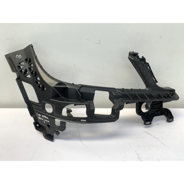 Suporte Guia Direito Para Choque Dianterio C200 2008 2011