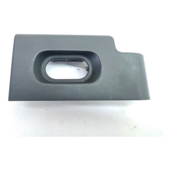 Moldura Botão Vidro Traseiro Direito Freelander 1 2003 2007
