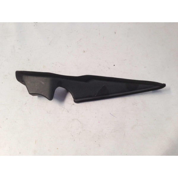 Acabamento Para Brisa Esquerdo Renault Megane 2006