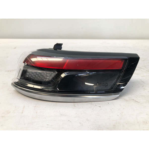 Lanterna Direita Carroceria Jeep Commander 2021 2025 Direito/passageiro Vermelho