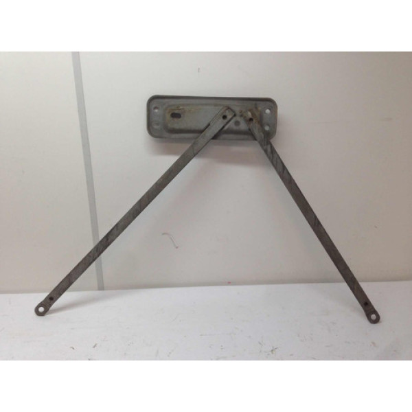 Suporte Trava Suspensão Traseira - Bmw 120i 2.0 2008