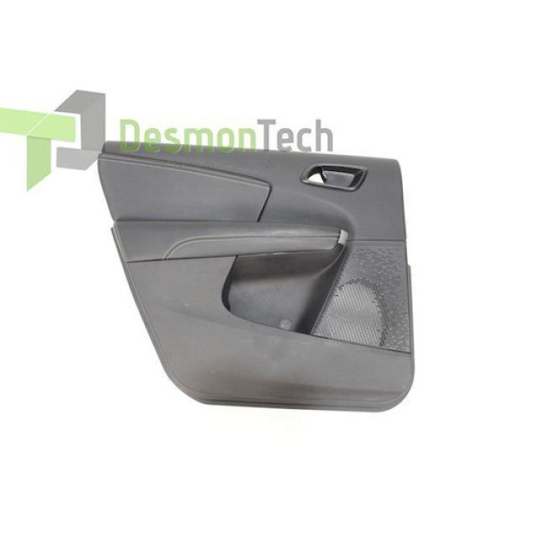 Forro Da Porta Traseiro Esquerdo Fiat Freemont 2015 Não Disponivel