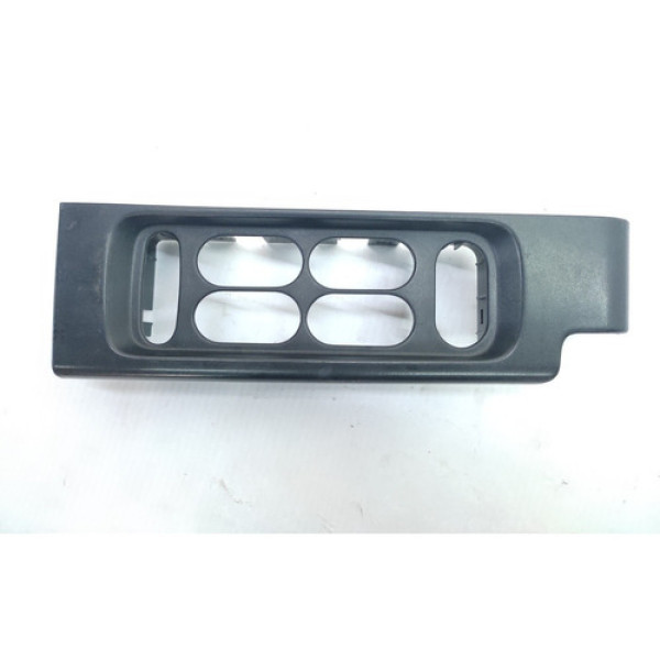 Moldura Botão Vidro Dianteiro Esquerdo Freelander 2003 2007