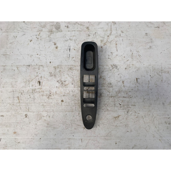 Moldura Comando Vidro Dianteira Esquerda Tiggo 2009 2012