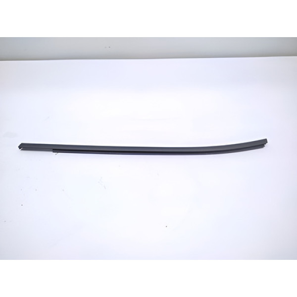 Pestana Externa Traseira Esquerda Renault Kwid 2017 2023