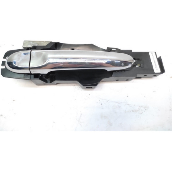 Maçaneta Externa Cromada Traseira Direita March 2015