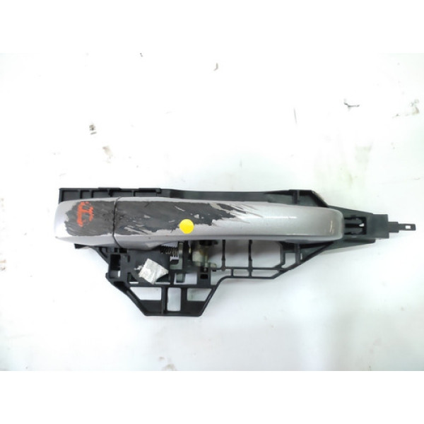 Maçaneta Externa Traseira Direita Freemont 2012 2015 Detalhe