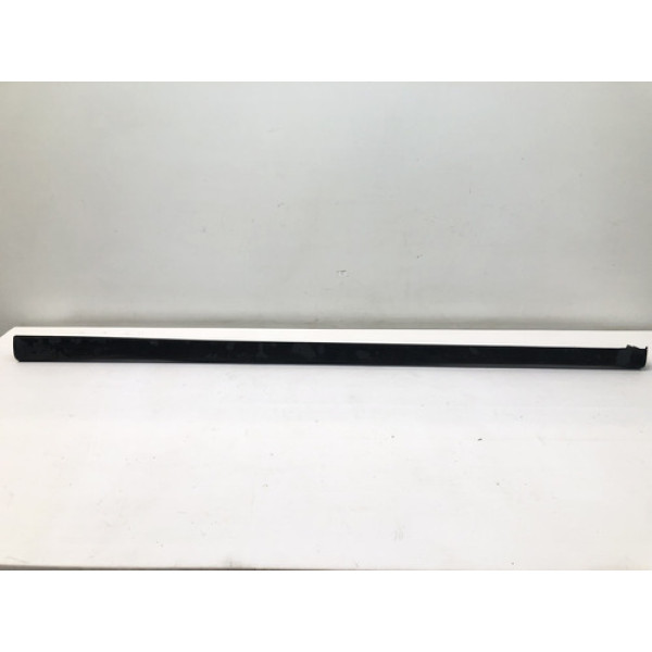 Spoiler Acabamento Lateral Direito Volvo V40 T4 2000 2004 Preto