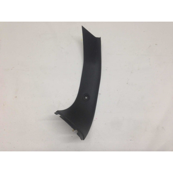 Moldura Acabamento Porta Traseira Direita Bmw 120i 2008