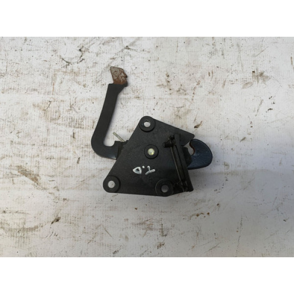 Trava Banco Traseira Direita Peugeot 106 2 Portas 1994 1996