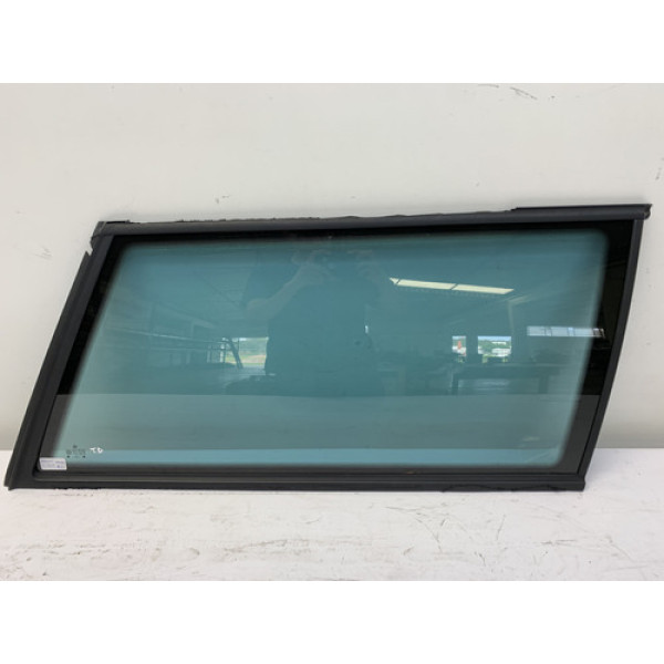 Vidro Fixo Vigia Traseiro Direito Passat Variant 1997 2000