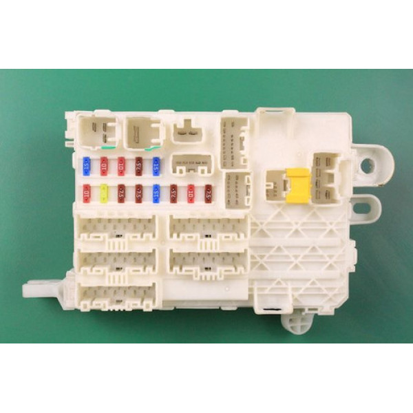 Unidade De Controle De Relê Hilux 4x2 2009