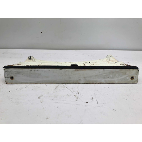 Travessa Chassi Traseiro Vw Kombi 2002 Detalhe