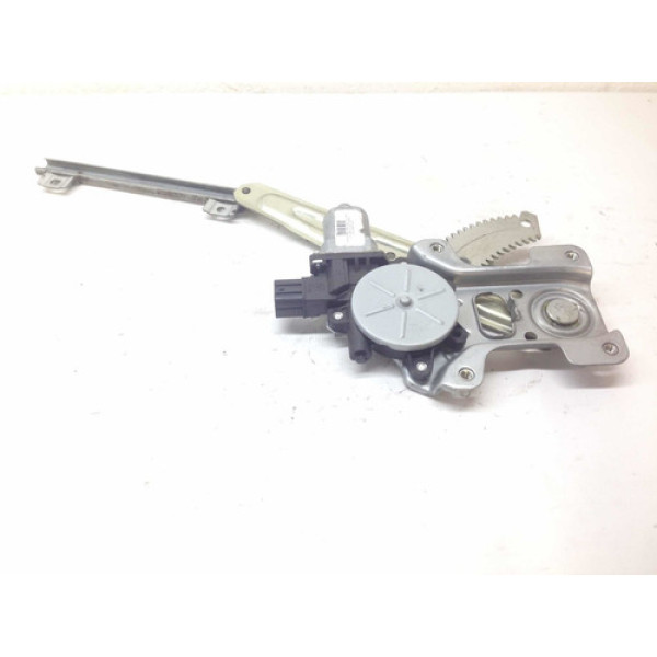 Máquina Vidro Traseira Esquerda Mitsubishi Outlander 2011