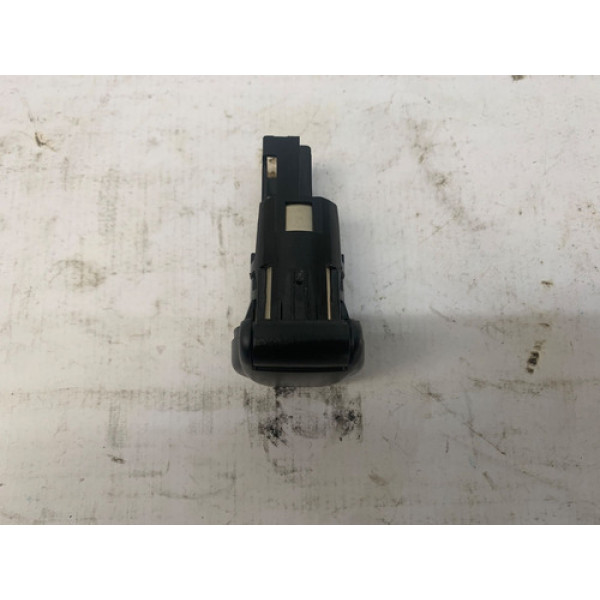 Acendedor Tomada Isqueiro 12v Renault Kwid 1.0 2017 2022 Preto