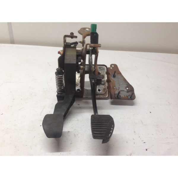 Pedaleira Embreagem E Freio Peugeot 307 1.6 16v