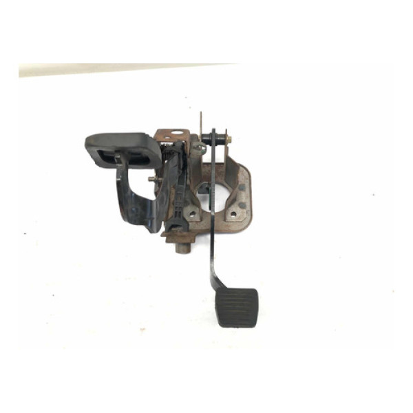 Pedaleira Freio Embreagem Peugeot 206 207