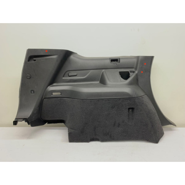 Forro Esquerdo Porta Malas Jeep Commander 2021 2025 Detalhe