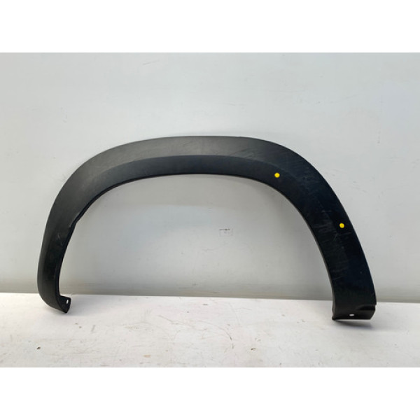 Alargador Moldura Para Lama Traseiro Direito Kwid Detalhe