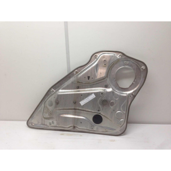 Suporte Maquina Traseiro Direito Porta Mercedes C200 2009