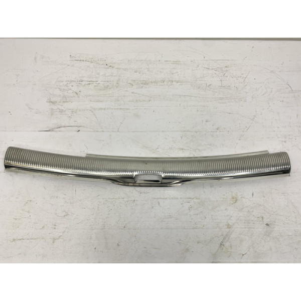 Soleira Porta Malas Passat Variant 1997 2000 Cromado