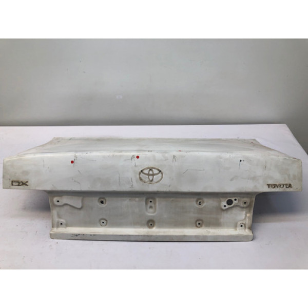 Tampa Traseira Toyota Corolla Dx 1995 Detalhe