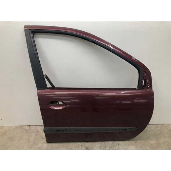 Porta Dianteira Direita Scenic 1999 2010 Vinho Detalhe Dianteira Direita Vinho