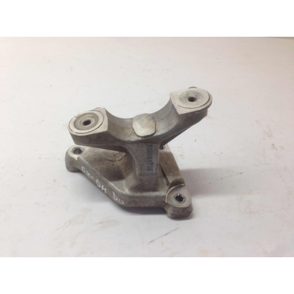 Suporte Caixa Direção Direito - Crv 2.0 At 2007 2011