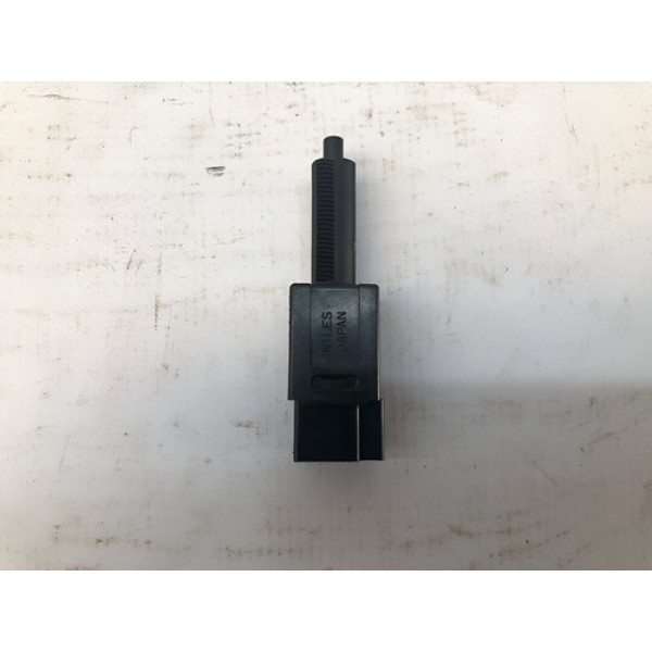 Interruptor Sensor Pedal Freio Nissan Versa 1.6 2012 2019