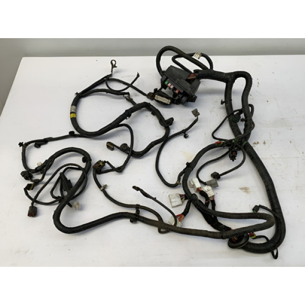 Chicote Cofre Farol Jac J3 Hatch Turin 2011 2013 Preto