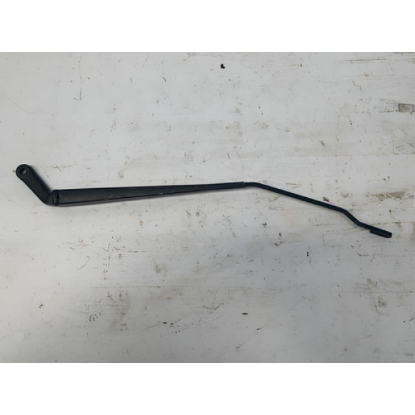 Braço Limpador Direito Para Brisa Peugeot 206 2001 2009 Direito
