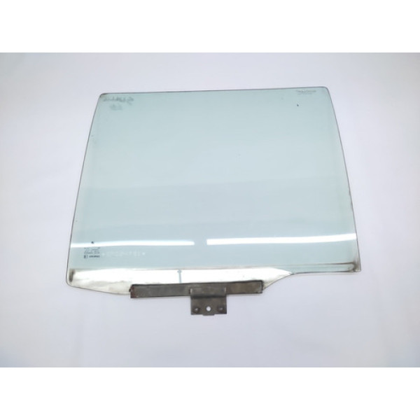 Vidro Porta Dianteiro Direito Vw Santana 4 Portas 1986 1997