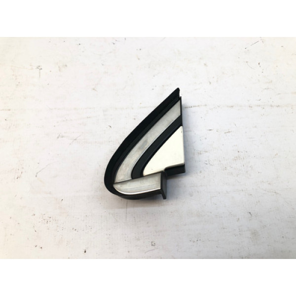 Acabamento Lateral Dianteiro Esquerdo Honda Crv 2007 2011