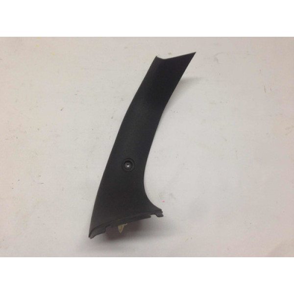 Moldura Acabamento Porta Traseira Esquerda Bmw 120i 2008