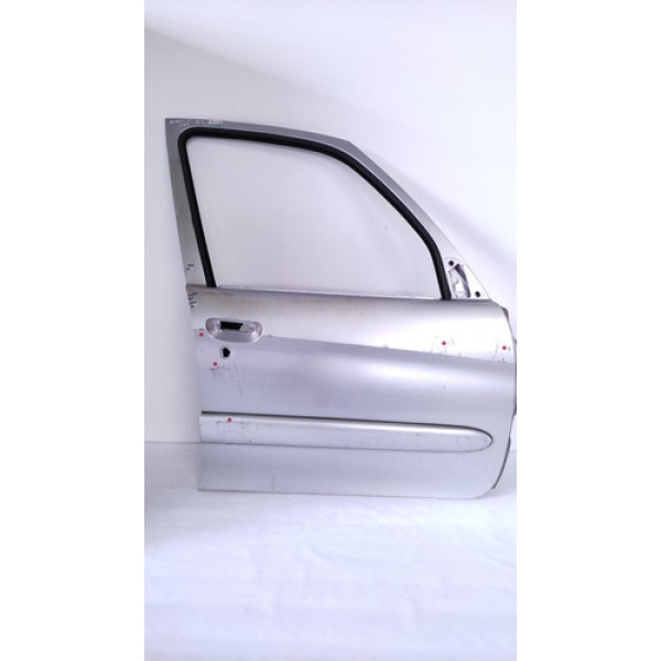 Porta Dianteira Direita Citroen Picasso * Detalhe Dianteira Prateado