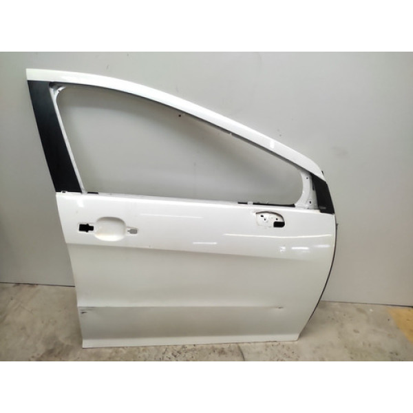 Porta Dianteira Direita Peugeot 308 2012 2014 Branca Detalhe