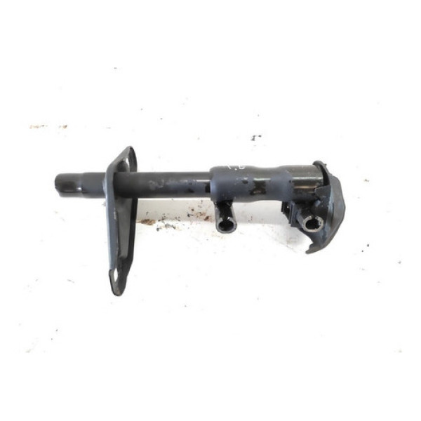 Suporte Para Choque Traseiro Esquerdo Audi A4 B5 1995 1999