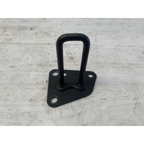 Batente Esquerda Trava Banco Traseiro Honda Hrv 2022 2025 Prateado