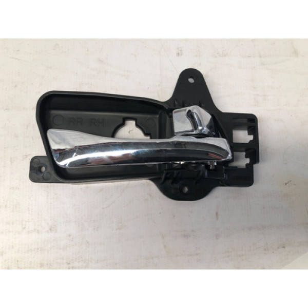 Maçaneta Interna Traseira Direita Hyundai I30 2009 2012 Preto Traseira