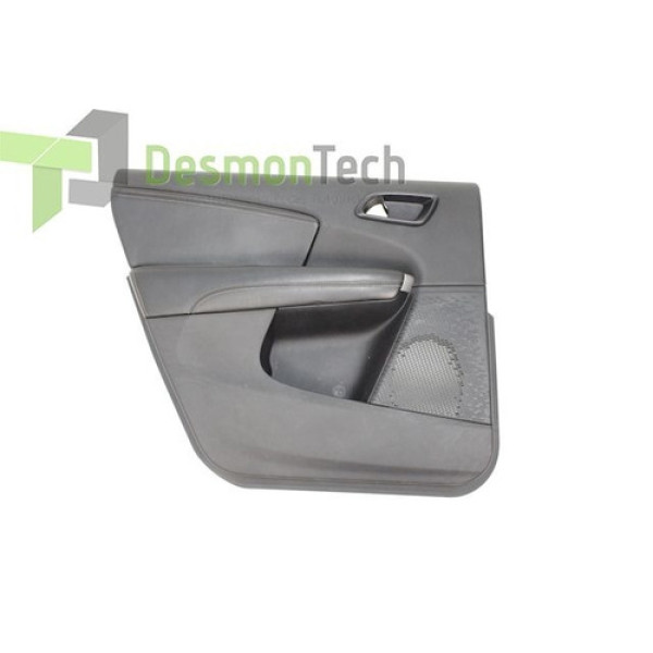 Forro Porta Traseiro Esquerdo Fiat Freemont 2011 2015 Não Disponivel