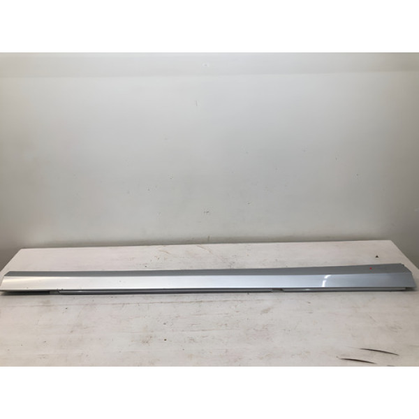 Spoiler Lateral Direito Mercedes C180 2011 2012 Detalhe Prateado