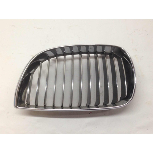 Grade Para Choque Dianteiro Esquerdo Bmw 120i 130i 2008