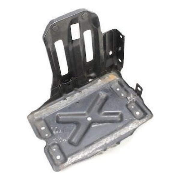 Alojamento Da Bateria (suzuki Sx4 - 2010)