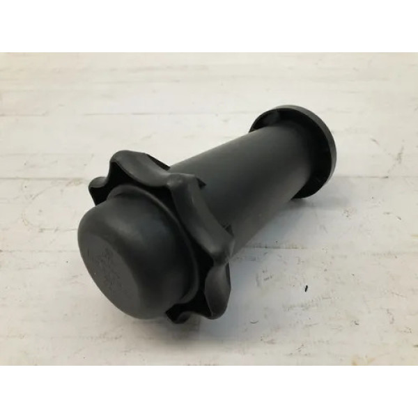 Parafuso Trava Estepe Vw Passat Variant 1997 2000