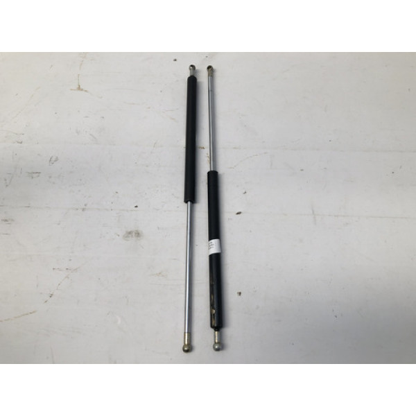 Par Amortecedor Tampa Traseira Volvo V40 Sw 2000 2004