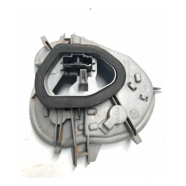 Circuito Lanterna Traseira Esquerda Peugeot 208 2013 2016