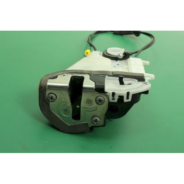 Fechadura Porta Traseira Esquerda Subaru Xv 2016