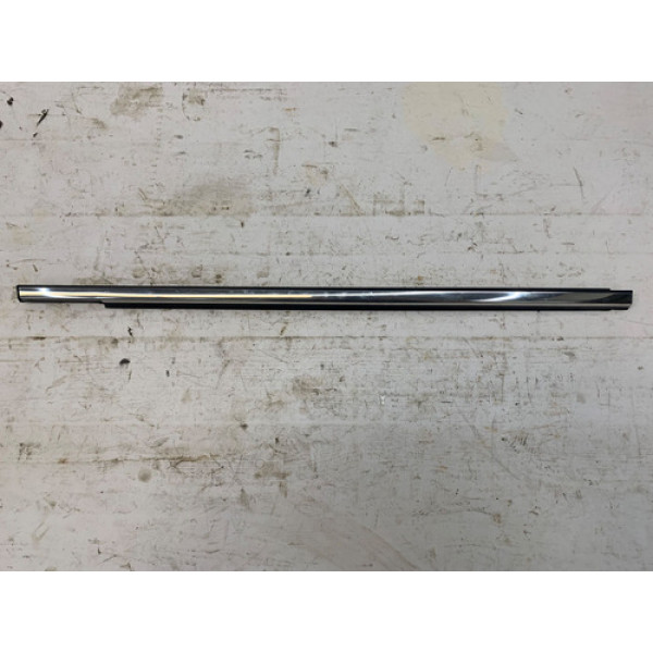 Pestana Externa Traseira Direita Nissan Versa 2015 2019